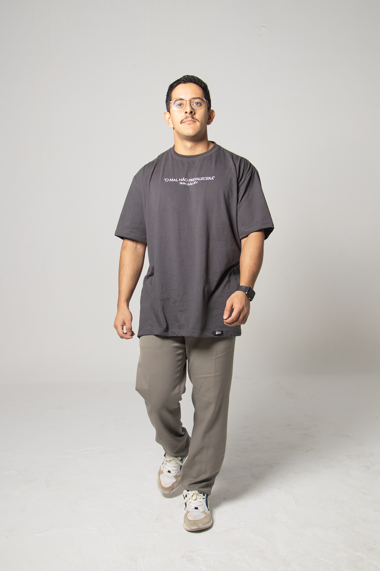 Oversized T-Shirt – “Evil Will Not Prevail” - Pope Leo XIV