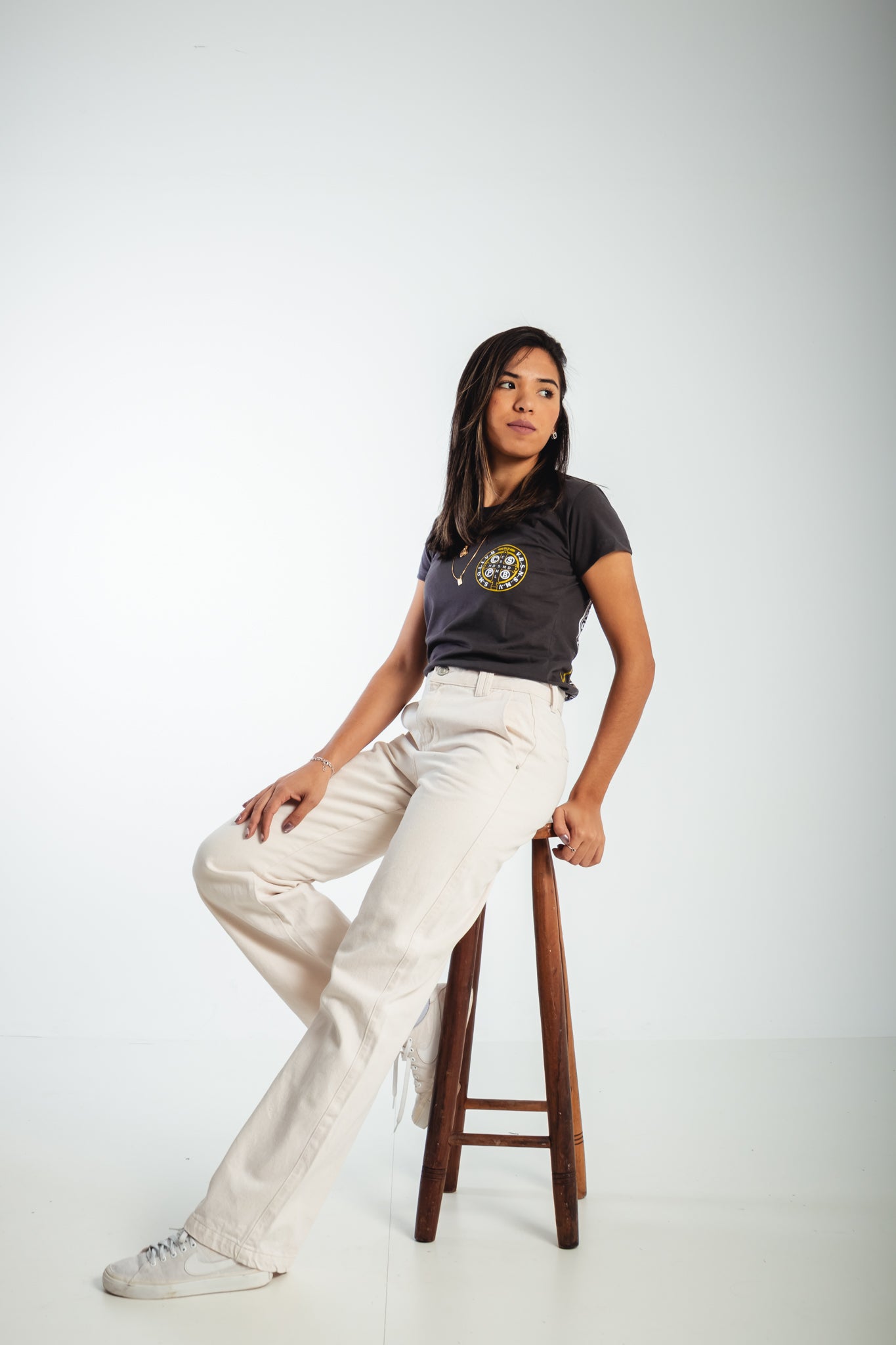 Women’s Fitted Tee Medalhão São Bento - Grafite ref 3226