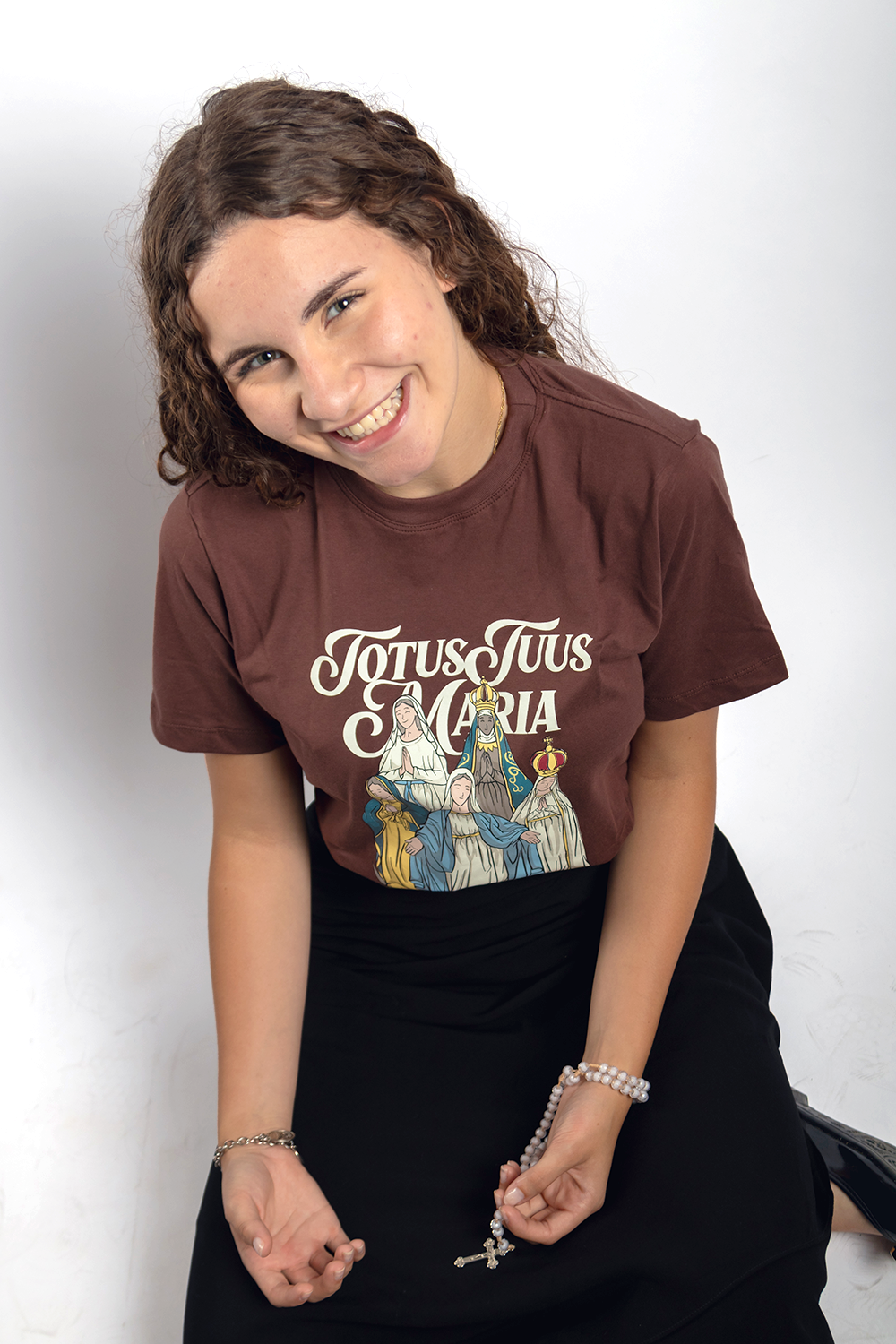 Totus Tuus Mary T-Shirt - Brown