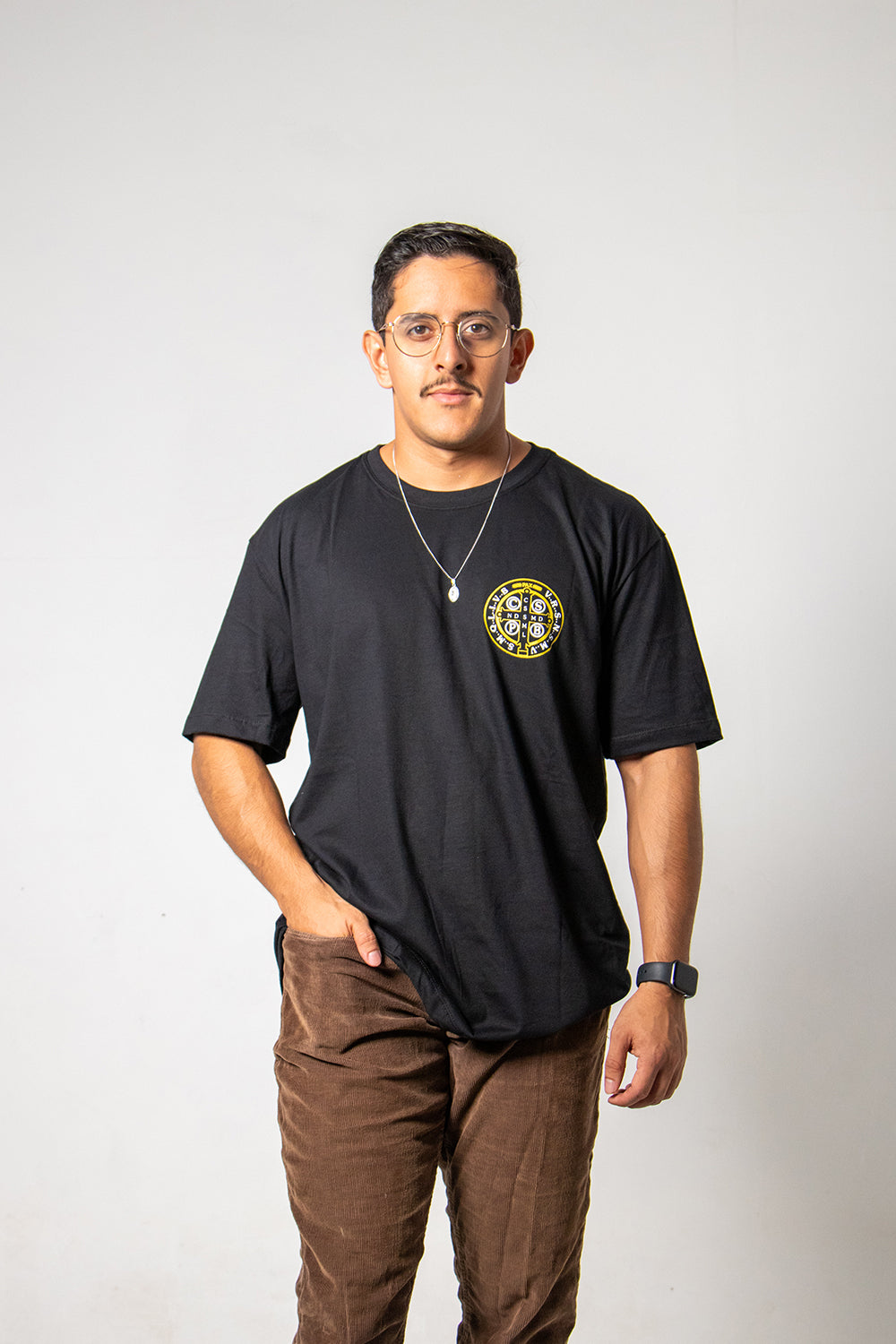 Oversized T-Shirt – Saint Benedict Medallion - Black - Ref. 3226