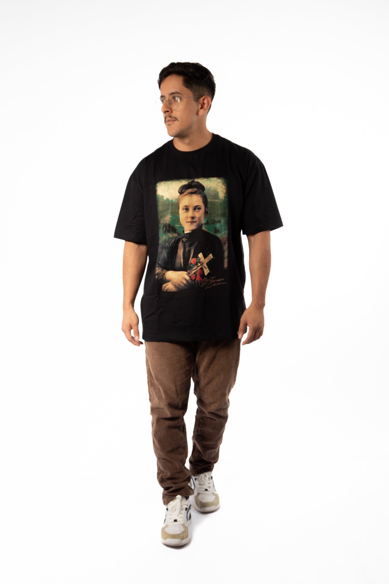 Camiseta Oversized Santa Teresinha do Menino Jesus Quadro - Preto ref 3256